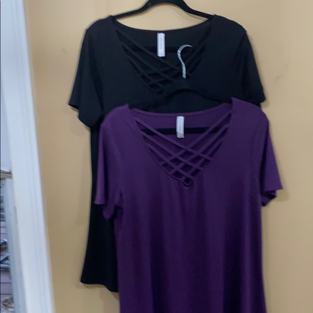 2 Zenana Premium Criss Cross Tunic length tops